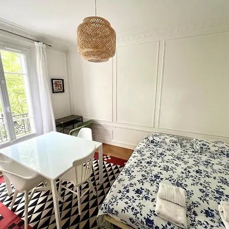 Appartement Reuilly Lumiere 6 Personnes Paris