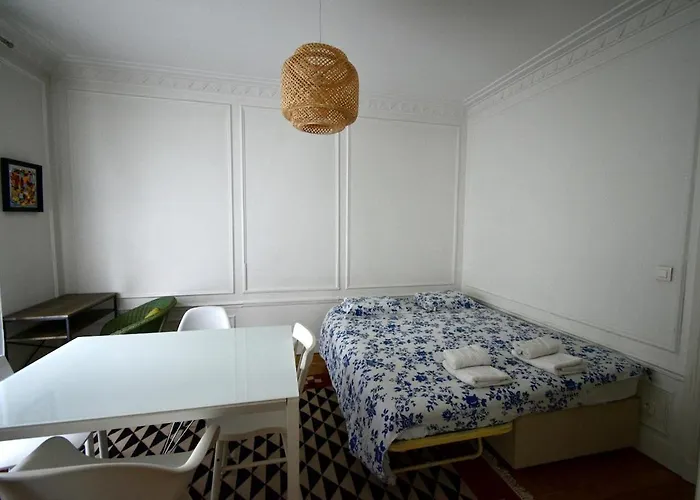 Large Comfortable 6p * Paris